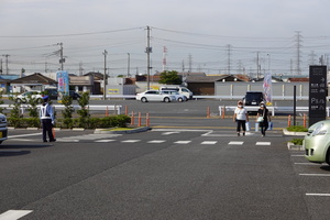 令和3年6月18日新型コロナワクチン接種会場誘導警備<br />
神栖市防災アリーナ　